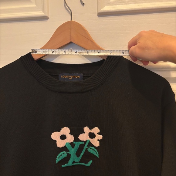 Authentic Louis Vuitton x Tyler the Creator M “Blooming” Black Sweater Shirt - Picture 6 of 16
